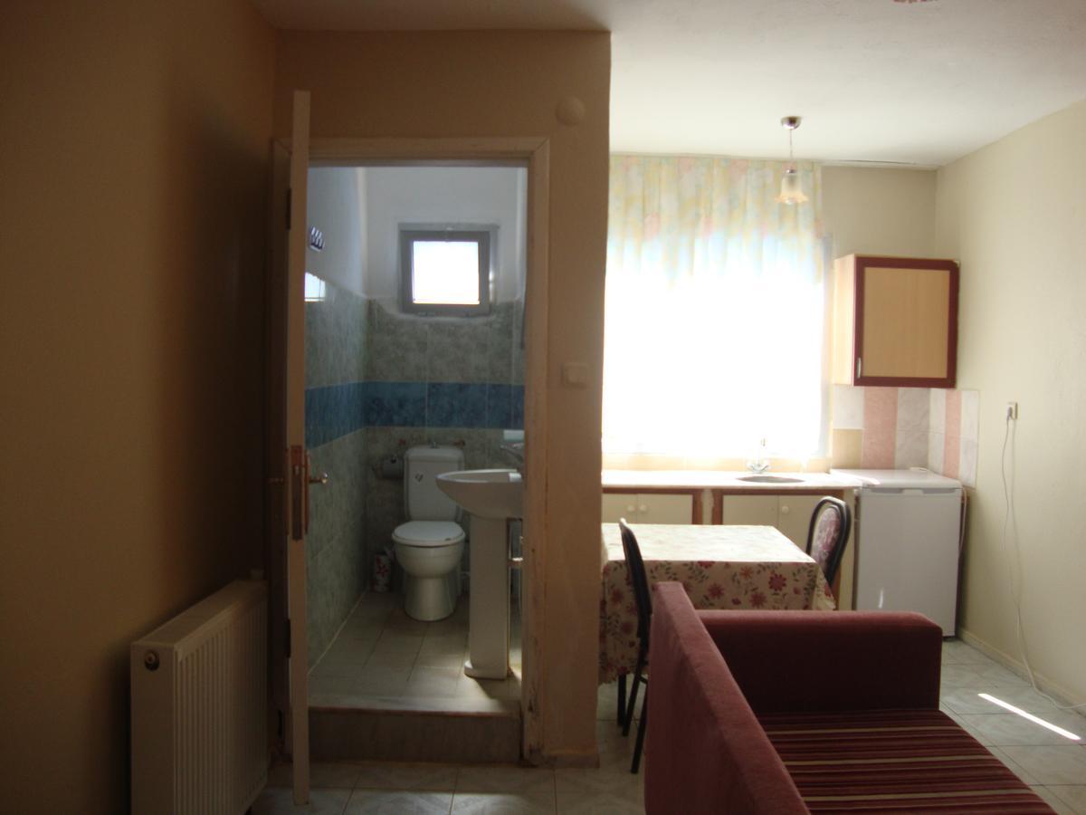 ספריהיסאר Degerli Motel חדר תמונה